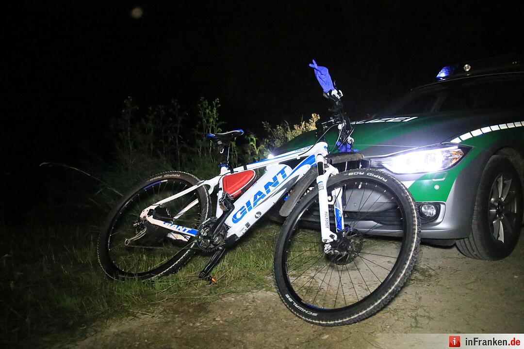 Einbrecher springt in Forchheim in die Regnitz