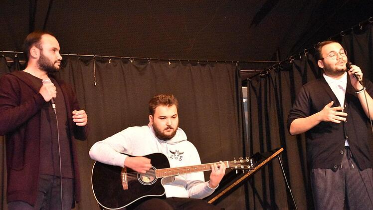 Die "Ehemaligen": Yunus und Emre Batmaz und Mustafa