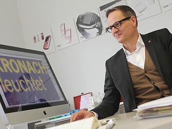 Rolf Hering: "Wir werden Kritik ernten, weil das Corporate Design sehr sachlich ist, aber die nehmen wir gerne an. " Fotos: Jan Koch