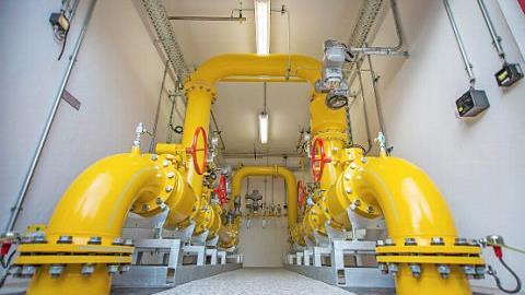 Die Power-to-Gas-Anlage, in der Wasserstoff gewonnen wird, ist ein wichtiger Baustein des Haßfurter Energiekonzepts.  Foto: René Ruprecht