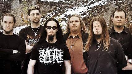 Sieben Musiker bilden die Band "Narrator". Die Musiker spielen Folk-Metal und präsentieren jetzt ihre erste CD (von links Ralf Metzner, Patrick Geßner, Michael Räder, Heiko Fix, Julian Kirchhof, Peter Häring und Philipp Wolff).Foto: privat