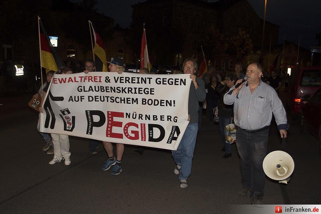 Drei Kundegebungen am Donnerstag in Fuerth - Polizei zieht positive Bilanz