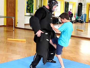 Paul verteidigt sich. Fotos: Johanna Blum