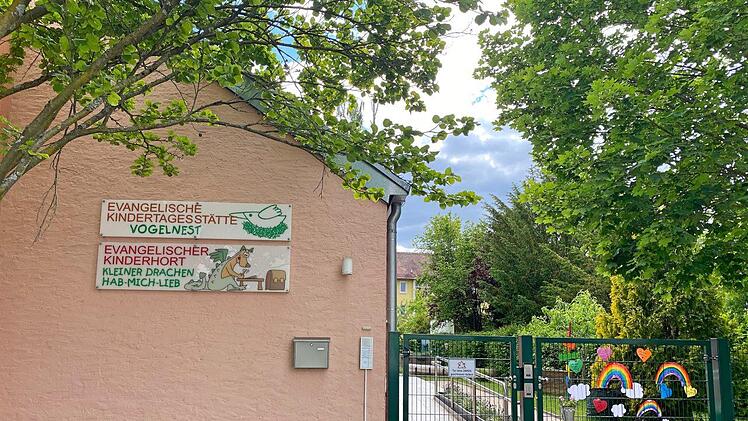 In der Kita Vogelnest in Lichtenfels wurde schon immer ausgebildet - f&uuml;r Leiterin Christine Babucke ist dies ein zentraler Schl&uuml;ssel, um gute Mitarbeiter zu gewinnen.