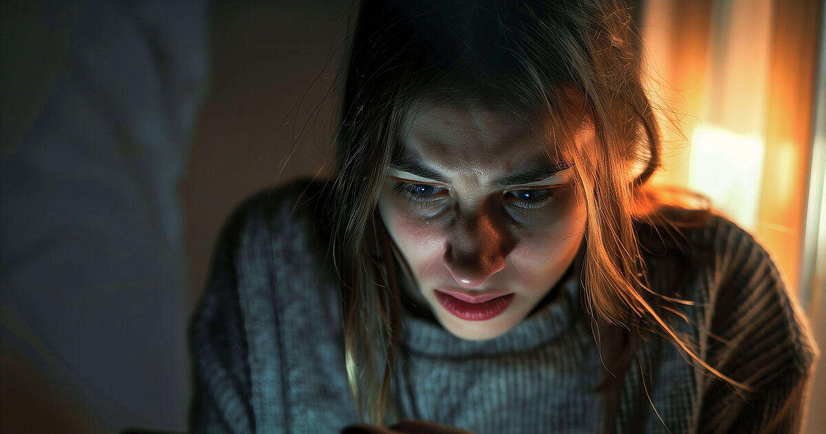 WhatsApp scam: Rip-off with fake beta invitations