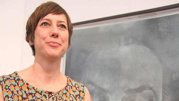 Yvonne Degell mit ihrem Siegerbild "Schwarze Anna". Fotos: Sonja Adam