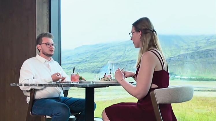 Julian und Julia haben zumindest freundschaftlich zueinander gefunden.