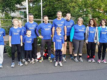 Bereit: Die Sinntalläufer kurz vor dem Start zum Lauf beim Stadtfest in Bad Brückenau. Foto: Jochen Zeier
