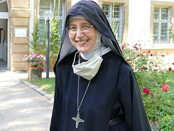 Äbtissin Mechthild Thürmer handelt nach ihrem christlichen Gewissen und gewährt Schutzsuchenden Kirchenasyl in der Abtei.  Foto: Marion Krüger-Hundrup