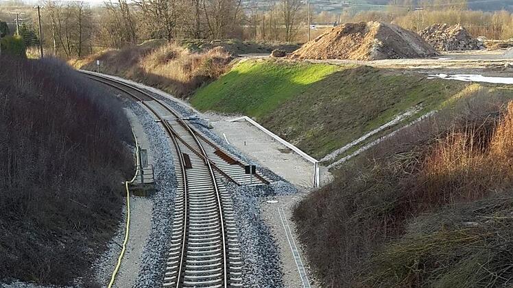 Wer das nicht kennt, der schaut zweimal hin: die Schutzweiche bei Breitengüßbach  Foto: Stefan Borschert