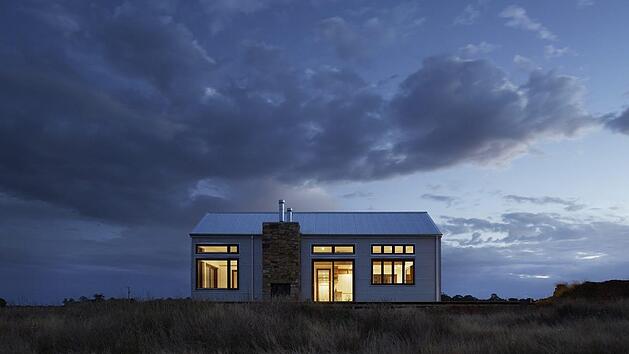 In Unterfranken hat am Wochenende ein 46-J&auml;hriger seine Ex-Frau und ihren neuen Lebensgef&auml;hrten mit einem Messer angegriffen. Die Kinder spielten im Zimmer nebenan. Symbolbild: pixabay.com / Free-Photos