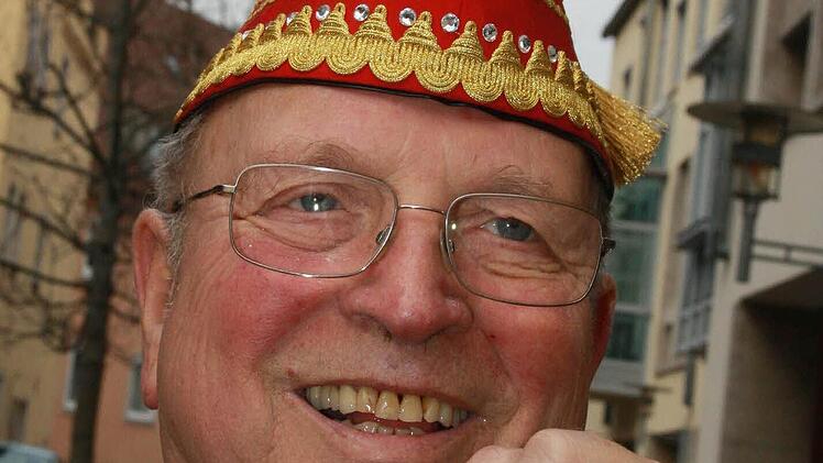 Kurt Engelbrecht freut sich auf die fünfte Jahreszeit - auch wenn er mit der Organisation des Landkreisumzuges alle Hände voll zu tun hat. Foto: Fuchs