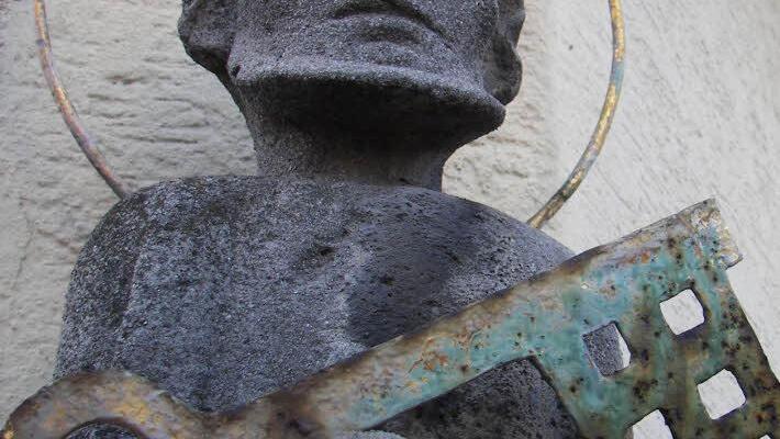 Figur des Heiligen Petrus