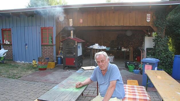 Horst Ramming hat alle Tafel-Kunden zu einem Gartenfest nach Ködnitz eingeladen.  Doch Ramming blieb alleine. Foto: Sonny Adam