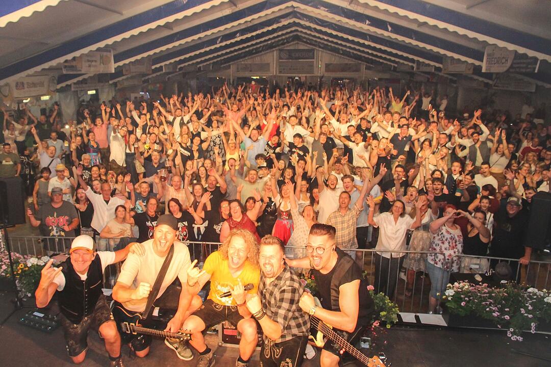 Super Stimmung beim Wiesenfest.