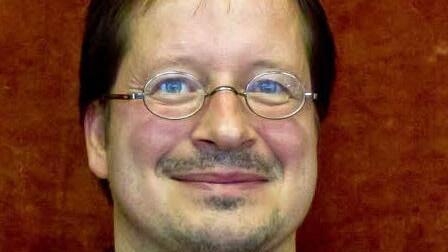 Johannes Donhauser engagiert sich seit vielen Jahren in der Oranisation der Mitmachkonzerte am Landestheater.Foto: Jochen Berger