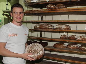 Es ist wichtig, dass das Brot aus der Region kommt, findet auch Kevin Semmelroch. Fotos: Sonja Adam