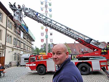 34 Jahre alt ist die Drehleiter der Münnerstädter Feuerwehr, wie Kommandant  Robert Müller bei der Hauptversammlung feststellte. Sie muss ersetzt  werden. Dieter Britz