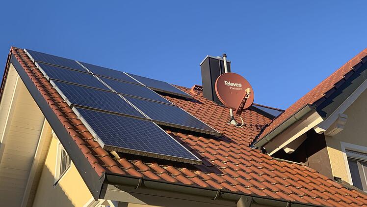 Die PV-Anlage auf Andreas' Hausdach produziert seit 20 Jahren Strom.