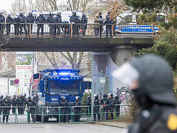Neugründung AfD-Jugendorganisation - Proteste