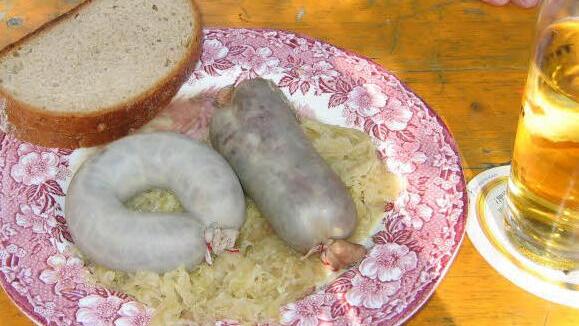 Das Unternehmen Sontowski udn Partner lädt seit vier Jahren Kommunalpolitiker zum Meinungsaustausch bei einer "fränksichen Schlachtschüssel".  Foto: FTArchiv