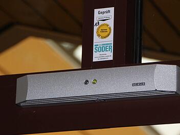 In der Realschule (sowie im Gymnasium) wurden nachträglich Brandschutztüren eingebaut. Hier ist der Landkreis verantwortlich. Foto: Ulrike Müller