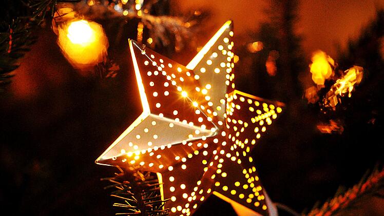 Kitzingen: "Sternenzauber"- Vorbereitungen laufen - wer m&ouml;chte seinen Stand pr&auml;sentieren und helfen?