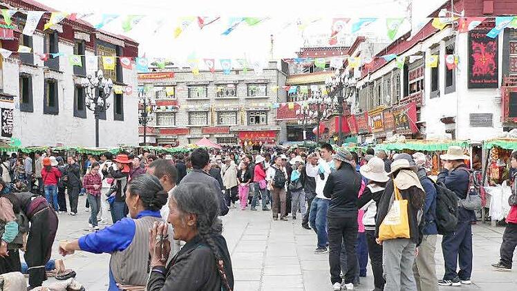 Frömmigkeit in deiner tibetischen Stadt Foto: privat
