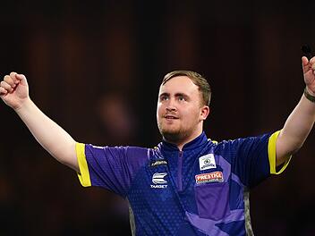 Luke Littler kann am Mittwoch der j&uuml;ngste Weltmeister der Darts-Geschichte werden