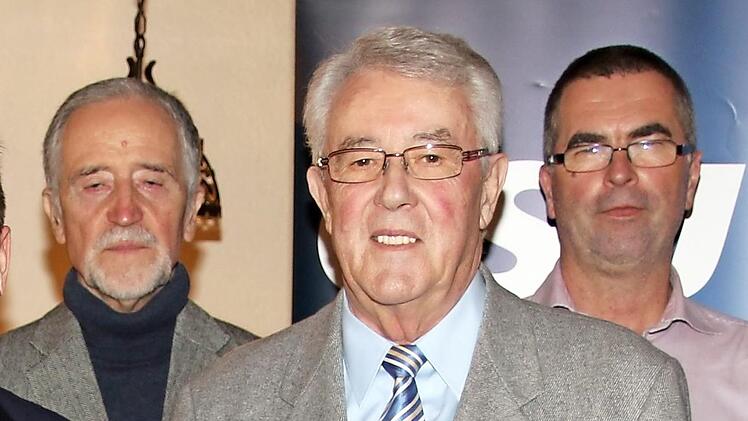 Geehrt wurden (von links): Klaus Wünderling, Günther Fischer und Markus Seufert. Foto: Desombre