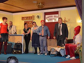 Antje Höver, Gisbert Stöber, Michaela Gotzen, Stefanie Lang, Dietmar Neder, Armin Greubel und Rosi Neder-Fenn.  Foto: Andreas Lomb