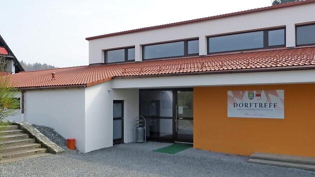 Das zum Dorftreff umgestaltete Schulhaus Foto: Klaus-Peter Wulf