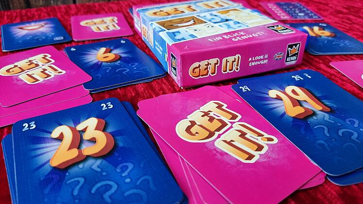 Get it!: Rezension des neuen Party-Kartenspiels aus Franken