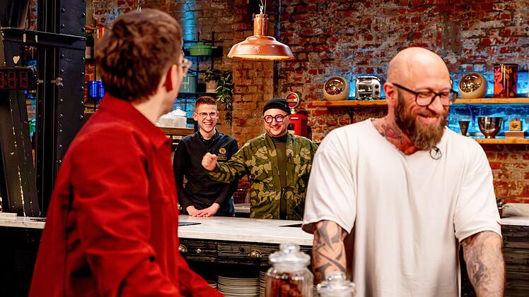 Moment der Wahrheit: Die Jury der Testesser pr&uuml;ft die Ergenisse.