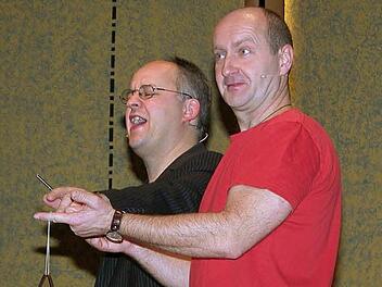 Stefan Klucke (links) und Dirk Pursche, zwei Meister des furiosen Wortspiels. Foto: Thomas Ahnert