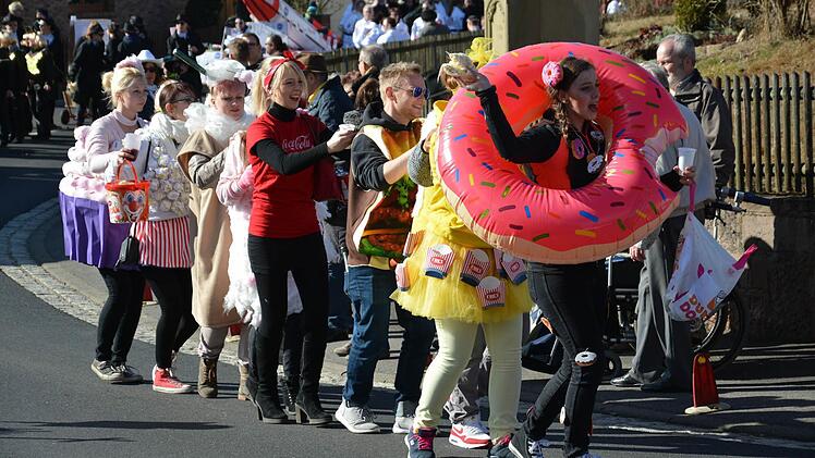 Faschingsumzug in Katzenbach und Lauter. Foto: Björn Hein