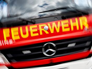 Feuerwehreinsatz auf A70 bei Bamberg: "Rauchte sehr stark"