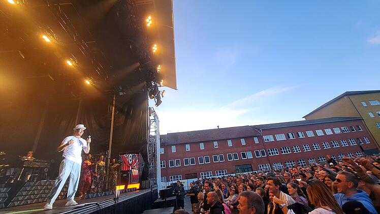 Jan Delay sorgt für Überraschung auf Coburger Open-Air-Sommer - "ganz spontan"