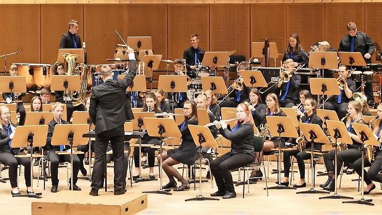 Das Jugendblasorchester des Musikvereins Forchheim-Buckenhofen trug zum gelungenen Auftritt in der Bamberger Kongress- und Konzerthalle bei.