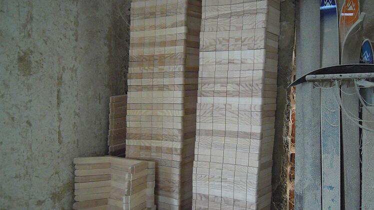 Schlittenherstellung in Leubach. Foto: Julia Raab