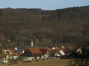 In Unterleinleiter soll es regelmäßig nach Katzenkot riechen. Das glaubt zumindest ein Ehepaar aus dem Ort.  Foto: Hofbauer