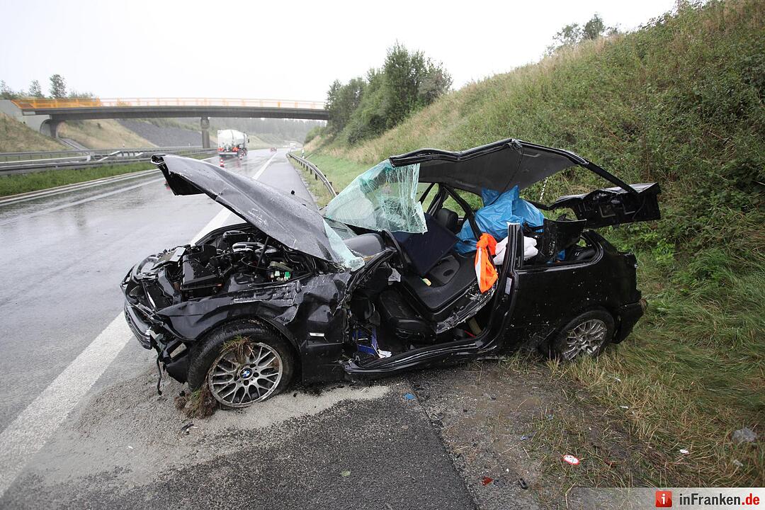 Schwerer Unfall auf A93 bei Höchstädt