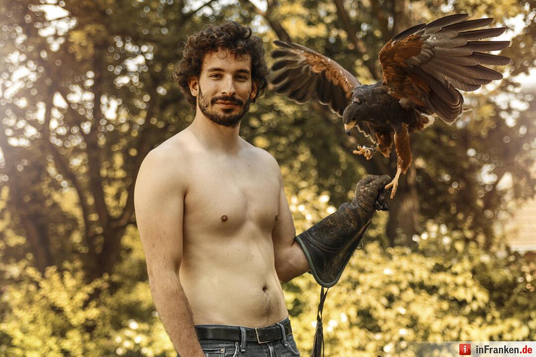 Vet Men-Kalender 2016: Studenten posieren mit Tieren