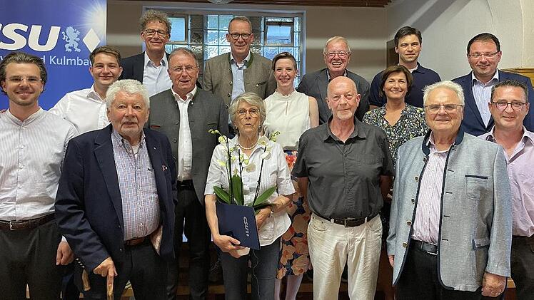 Bei der Jahreshauptversammlung des CSU-Stadtverbands Kulmbach wurden langjährige Mitglieder geehrt.
