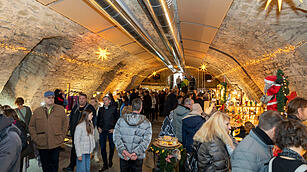 R&ouml;delsee, Traditioneller Weihnachtsmarkt rund um das Schloss