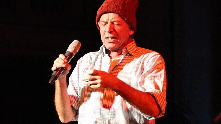 "Stofferl" Well als Rapper mit dem Song "40 Cent".  Foto: Ralf Ruppert