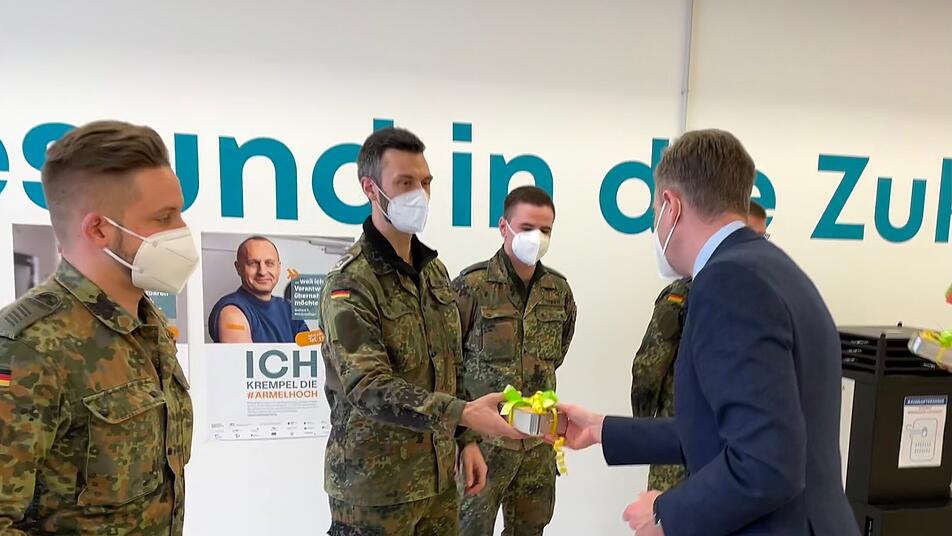 Helmbrechts Nach Hilfseinsatz im Impfzentrum Soldaten werden