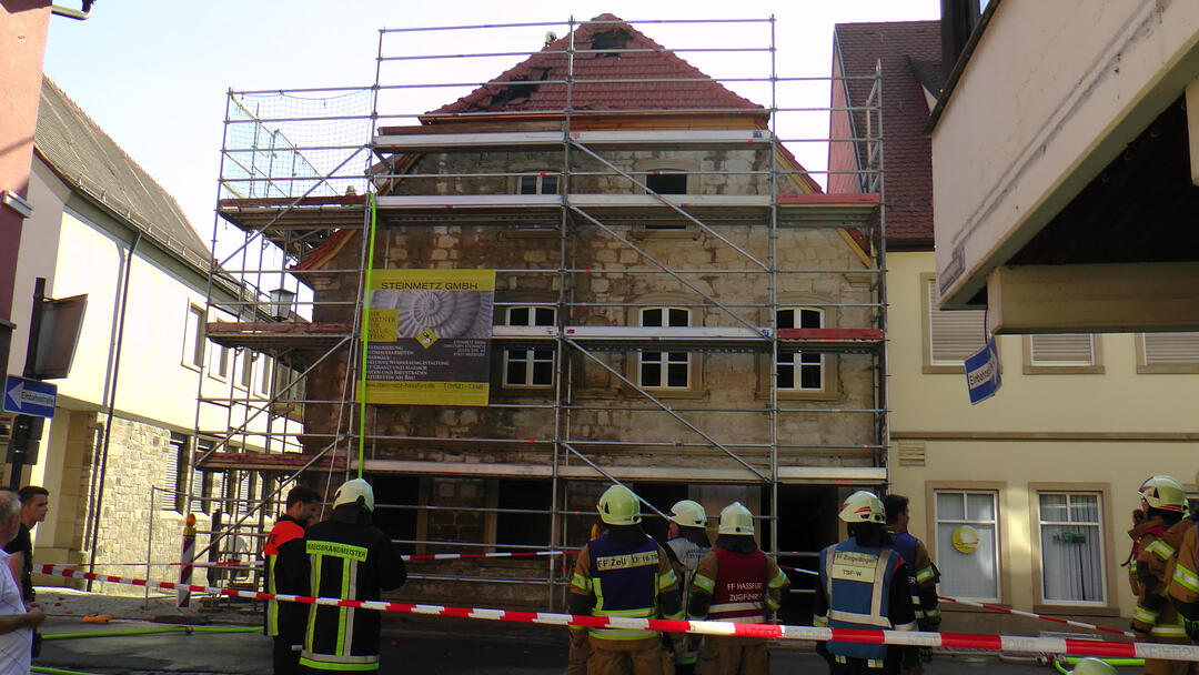 Zeil: Dachstuhlbrand in Altstadt
