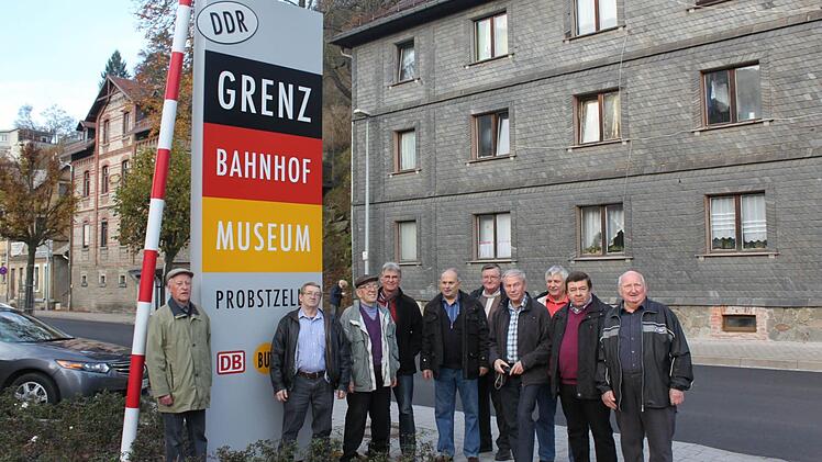 Die Lokführer am Grenzbahnhof-Museum in Probstzella