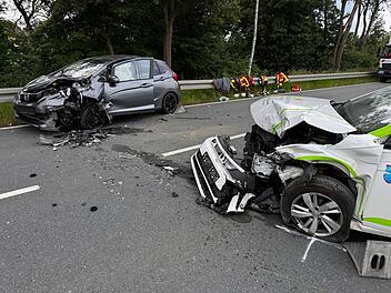 Heftiger Unfall im Kreis Hof - Neunjährige unter den Verletzten